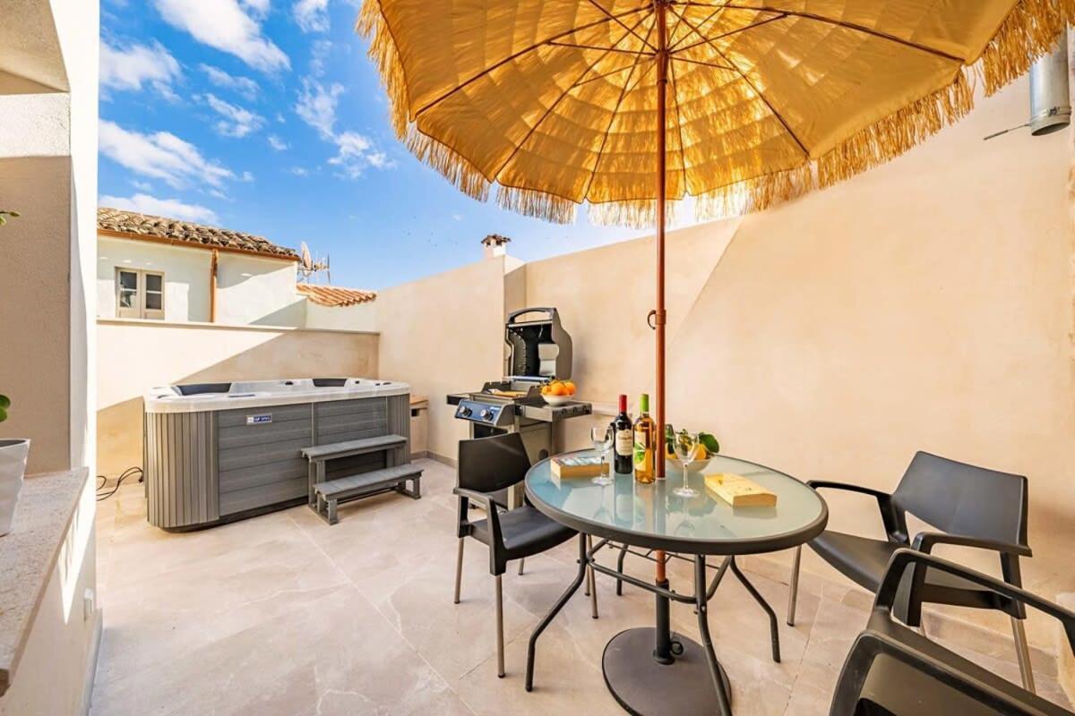 Townhouse Teluo - In The Heart Of Ferienhaus Pollença
