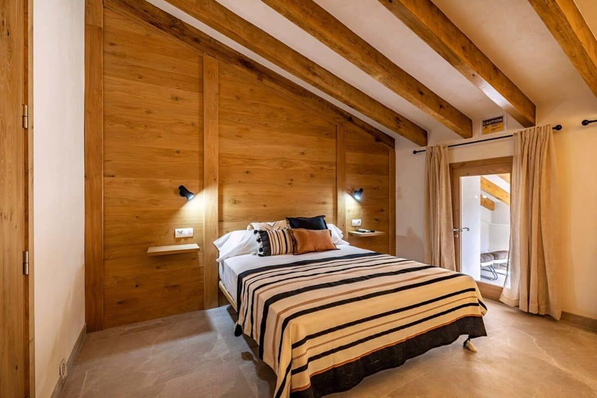 Townhouse Teluo - In The Heart Of Ferienhaus